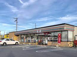 コンビニ　セブンイレブン近江八幡江頭町店（コンビニ）まで884m