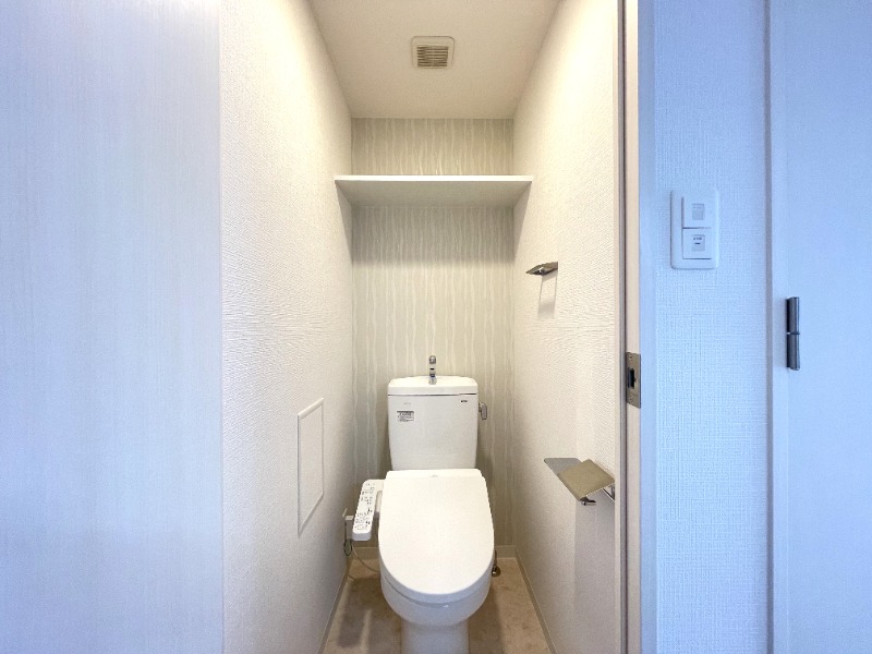 プロヴィスタ神戸三宮EASTのトイレ写真