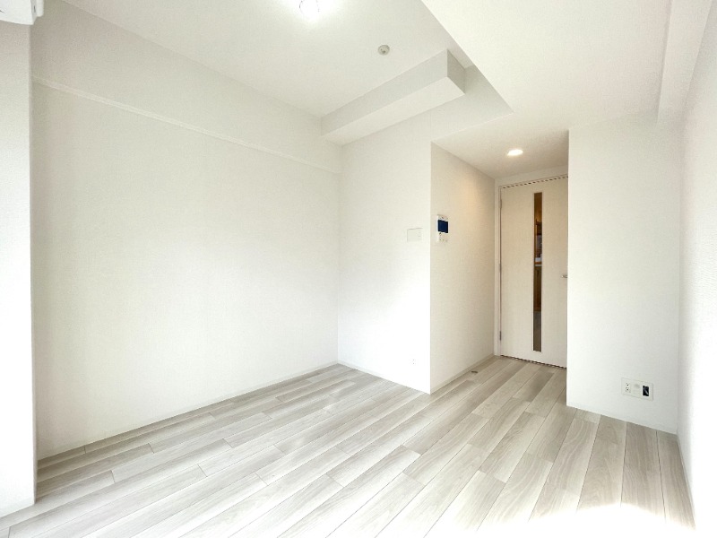 プロヴィスタ神戸三宮EASTの居間写真