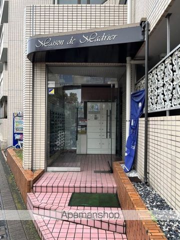 小田急線 世田谷代田駅 徒歩7分 5階建 築43年の外観写真