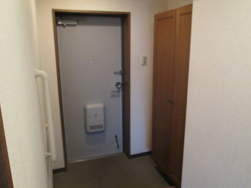 アビオン多摩川の玄関写真