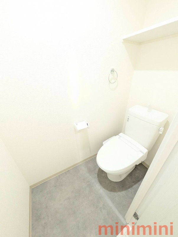 ＪＲ東海道本線 岸辺駅 徒歩7分 3階建 新築のトイレ写真