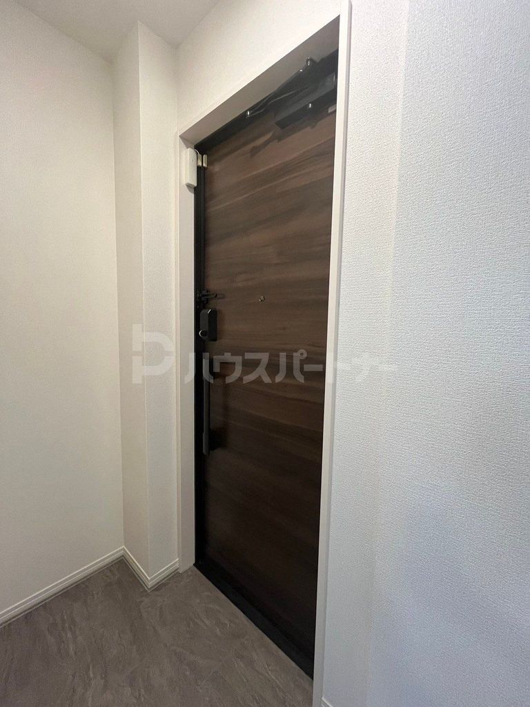 レグルスの玄関写真