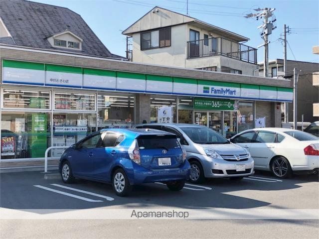 コンビニ　ファミリマート　中川ときわ店（コンビニ）まで1771m