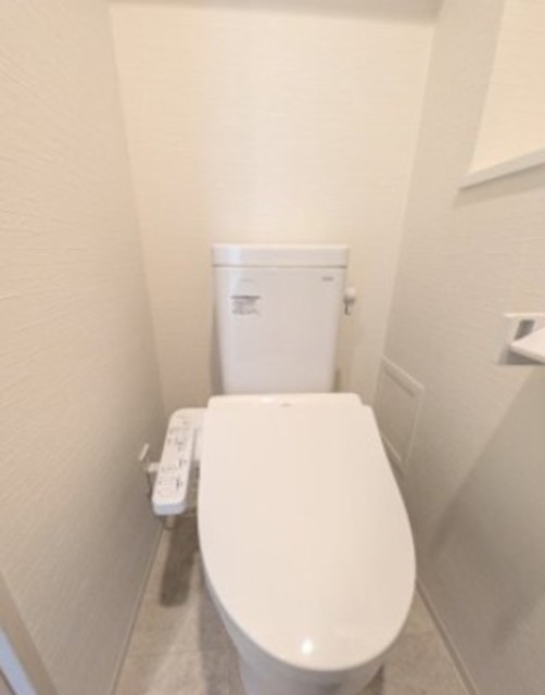 トイレ　別部屋同仕様タイプ