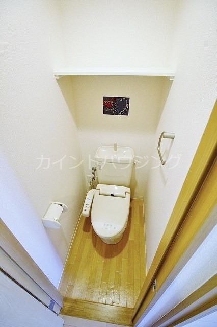 トイレ　ウォシュレット