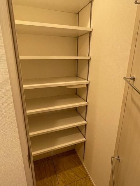 メイクス氷川台アジールコートの外観写真