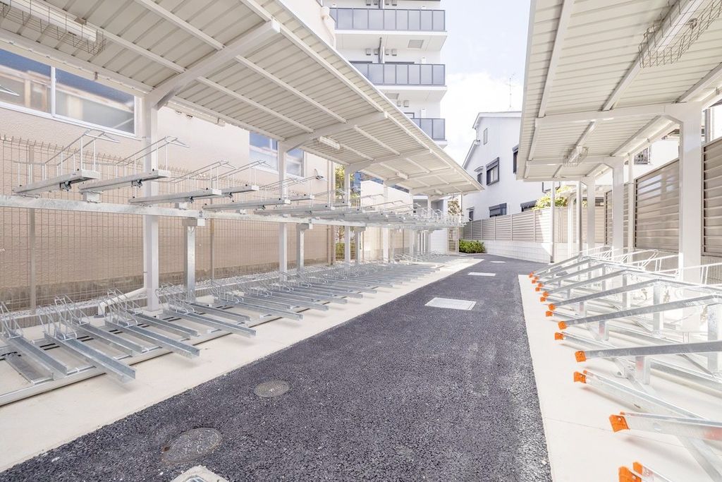 ＪＲ東海道本線 茨木駅 徒歩3分 5階建 築3年の外観写真