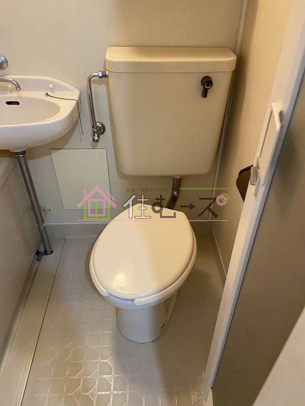 小越ビルのトイレ写真
