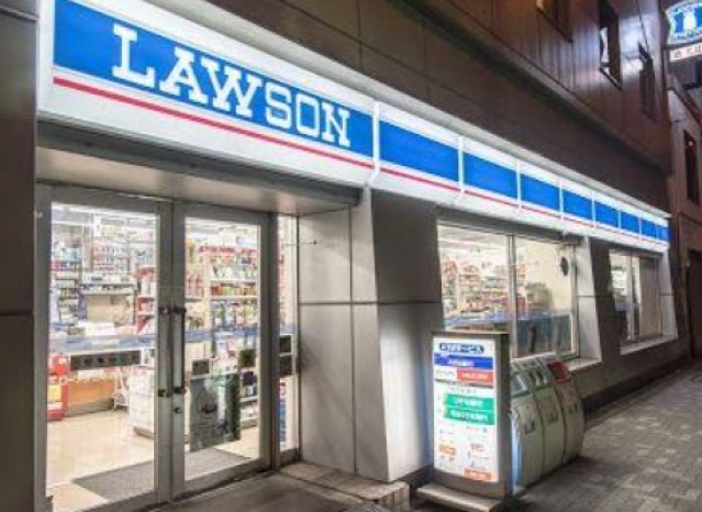 コンビニ　ローソン日本橋蛎殻町店（コンビニ）まで117m