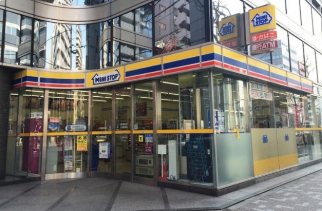 コンビニ　ミニストップ日本橋蛎殻町店（コンビニ）まで269m