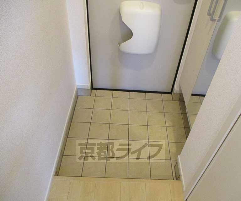 ＪＲ奈良線 城陽駅 徒歩18分 2階建 築7年の玄関写真