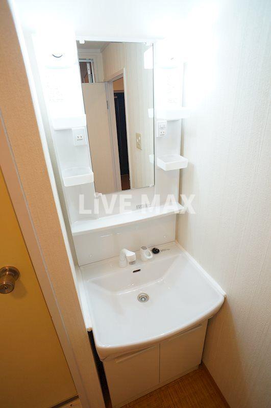 洗面設備　※写真が現物と異なります。