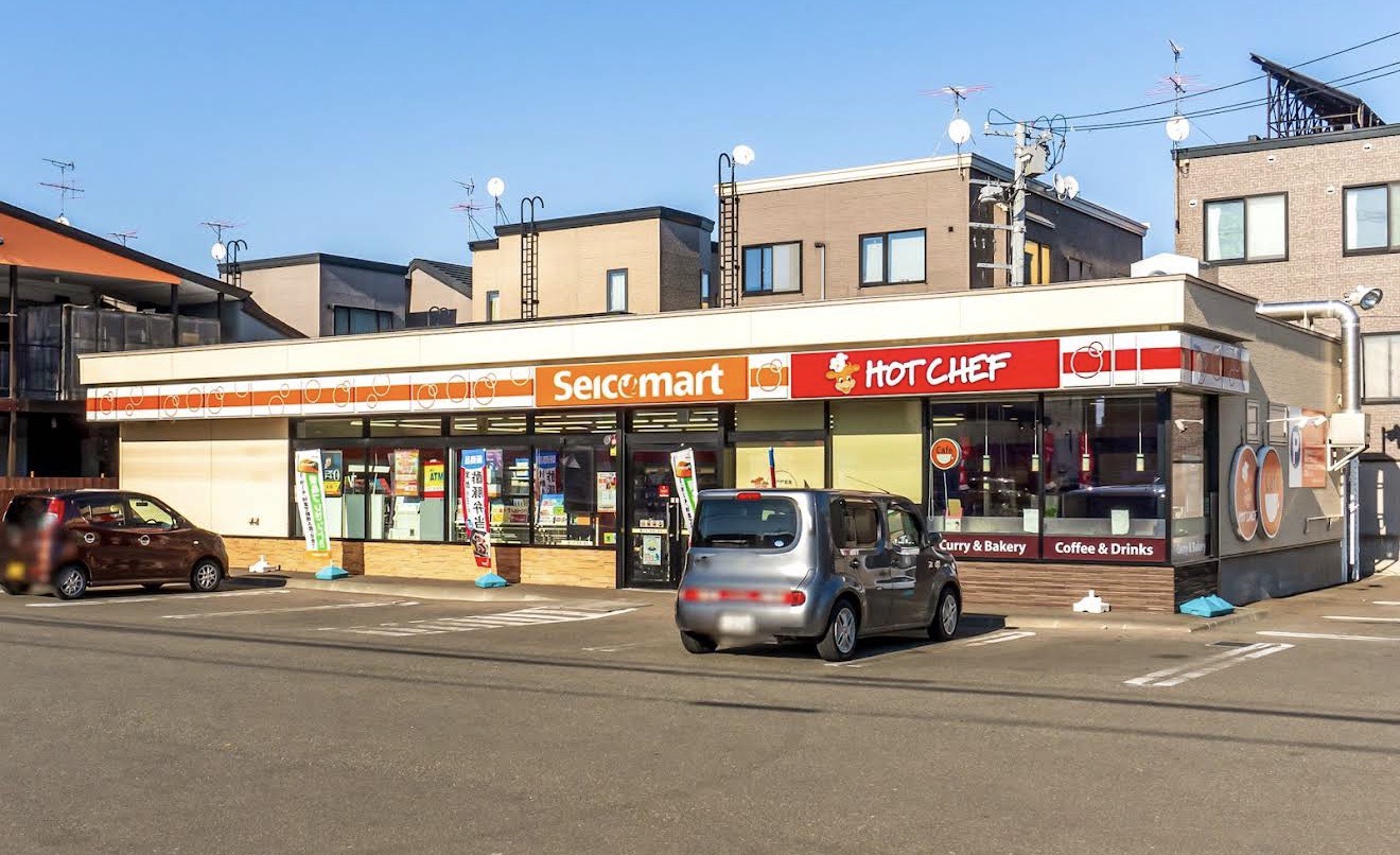 コンビニ　セイコーマート北42条東1丁目店（コンビニ）まで287m