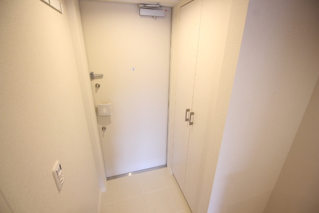 ブランシエスタ西宮の玄関写真