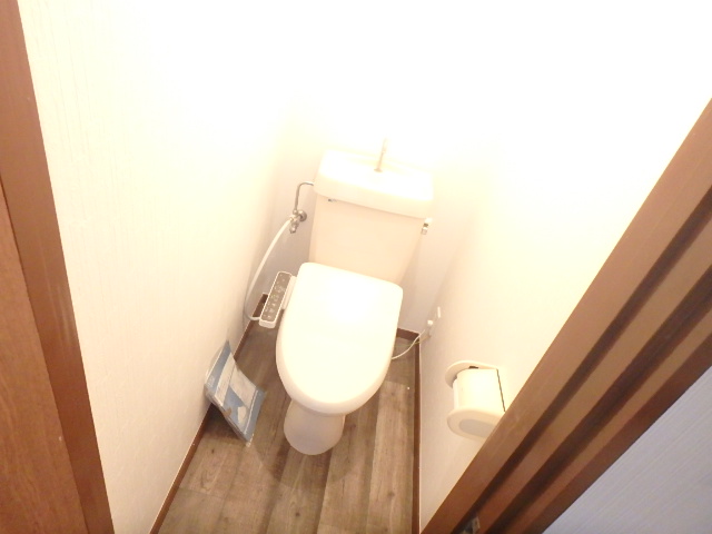 アーバンフラッツ柳沢のトイレ写真