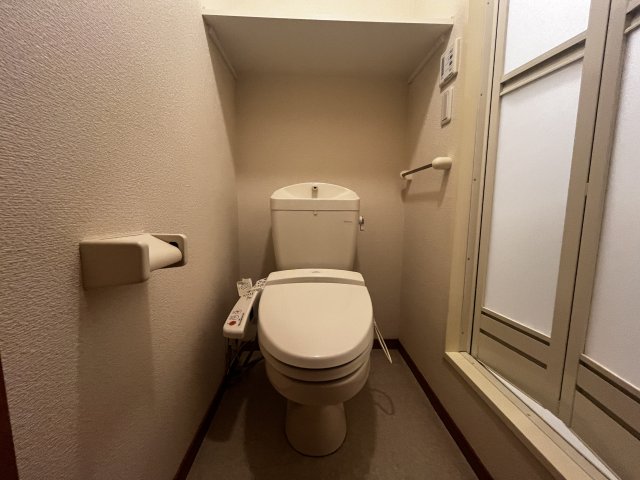 レオパレスビロージュ中山手のトイレ写真