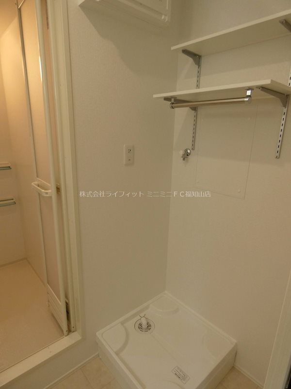 その他　洗濯機置場