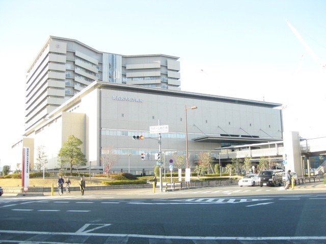 病院　関西医学大学付属病院（病院）まで1017m