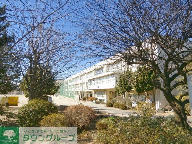 小学校　根木内小学校（小学校）まで580m