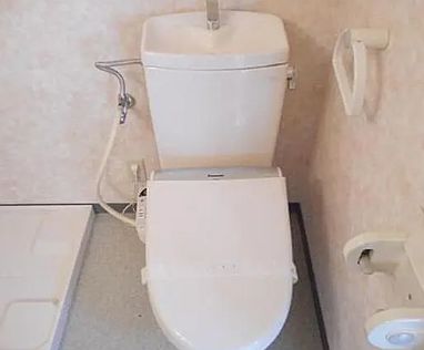 トイレ　参考写真：別部屋タイプ