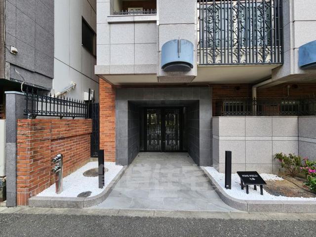 パインフィールド七条の外観写真