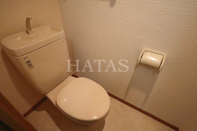 ロイヤルロードのトイレ写真