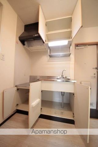 ハイツ・クレストのキッチン写真