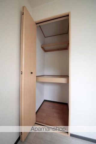 ハイツ・クレストの内装写真