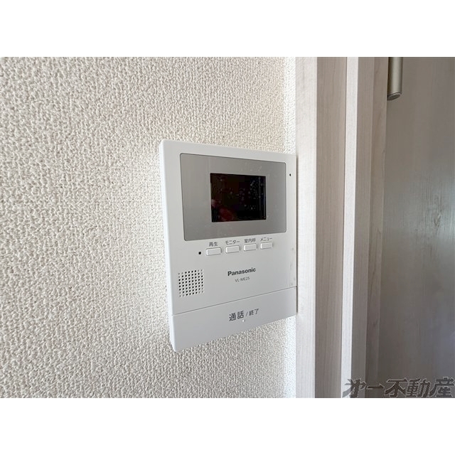 セキュリティ　モニター付きインターホン
