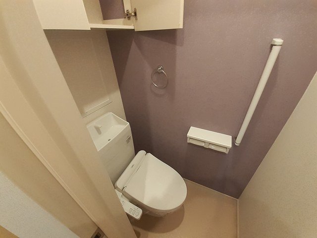 トイレ　コンパクトで使いやすいトイレです
