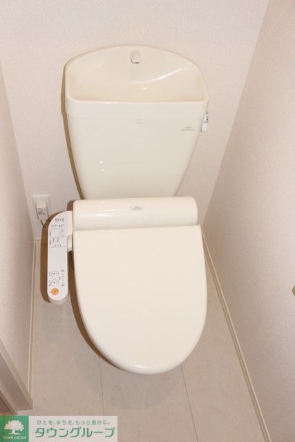 トイレ　ウォシュレット付です
