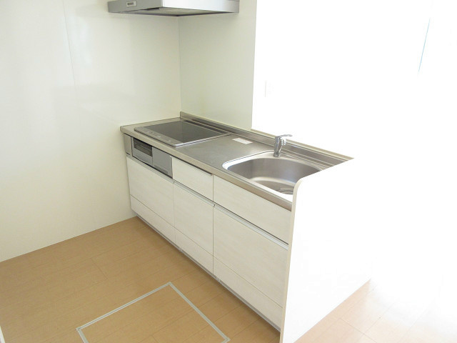 キッチン　※別部屋参考写真