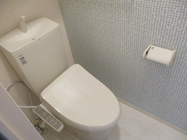 トイレ　トイレ　温水洗浄暖房便座