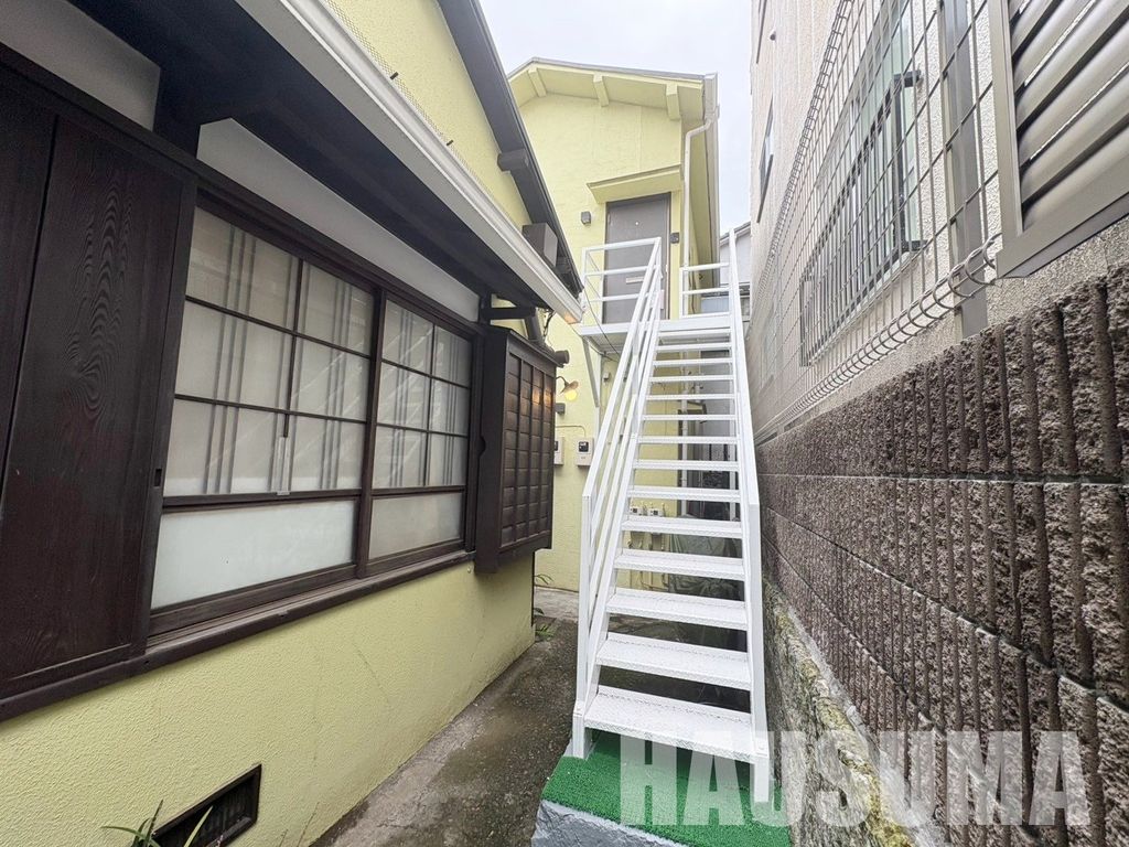 建物外観　バルコニー