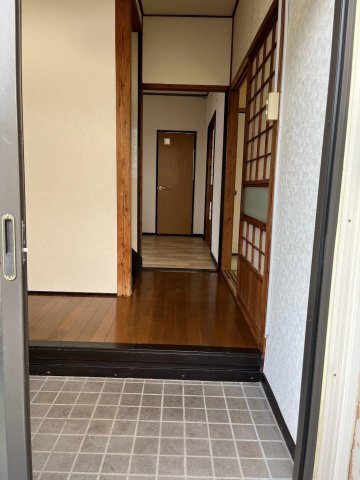 玄関　広々した玄関！！