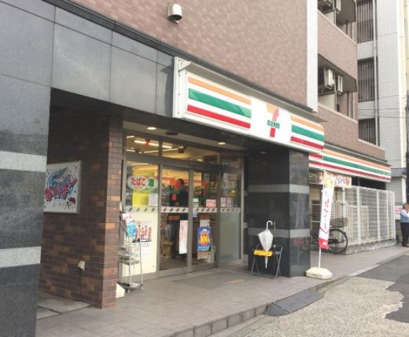 コンビニ　セブンイレブン北品川八ッ山通り店（コンビニ）まで166m