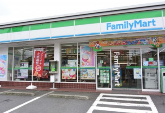 コンビニ　ファミリーマート三ツ池公園口店（コンビニ）まで199m