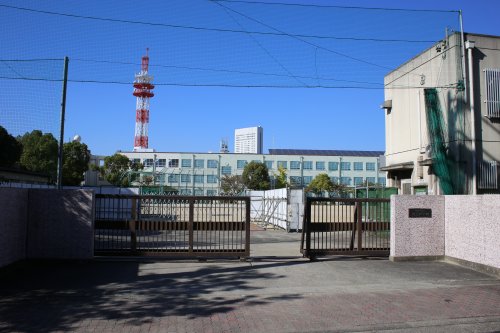 中学校　名古屋市立沢上中学校（中学校）まで468m
