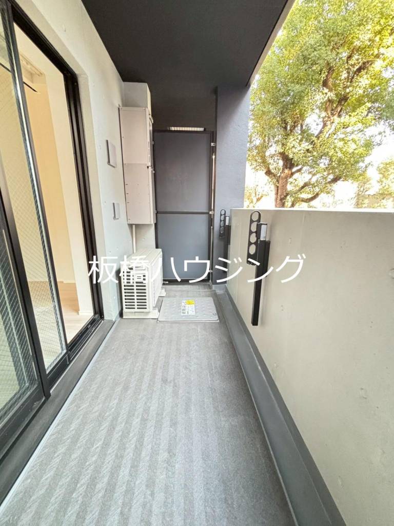 バルコニー