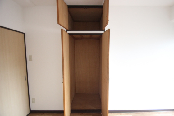 収納　※別部屋の写真になります。