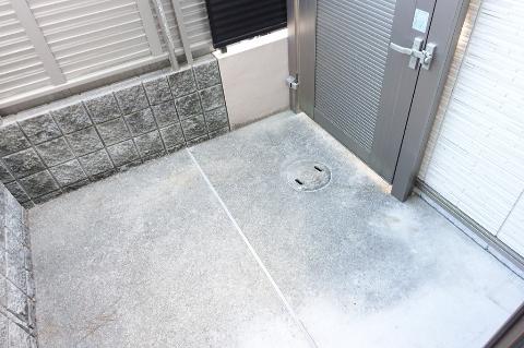 バルコニー　ベランダ