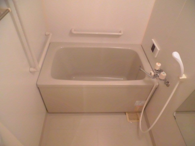 バス・シャワールーム　お風呂綺麗です。