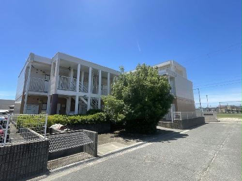 建物外観　和歌山大学生オススメ！大型スーパー近く、買い物環境抜群！