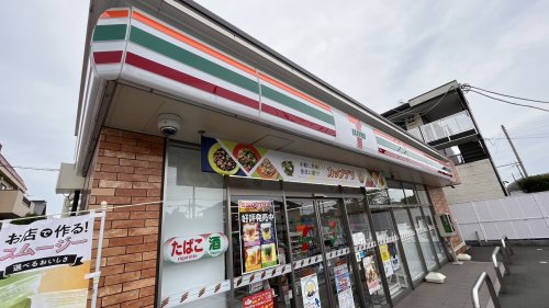 【坂戸市西坂戸のアパートのコンビニ】