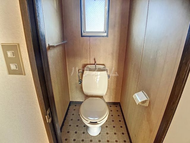 【掛川市亀の甲のアパートのトイレ】