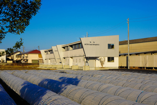 岡山市中区雄町のアパートの建物外観