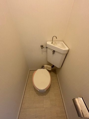 【新甲子園マンションのトイレ】
