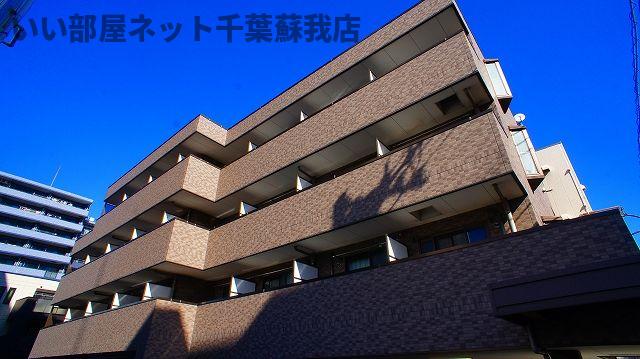 【セモア中山の建物外観】