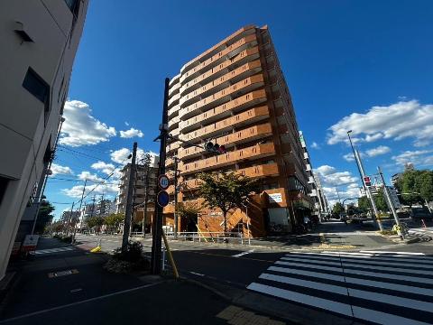 トーカンマンション第２松原の建物外観